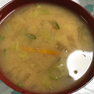 白菜とサボイキャベツのお味噌汁╰(*´︶`*)╯